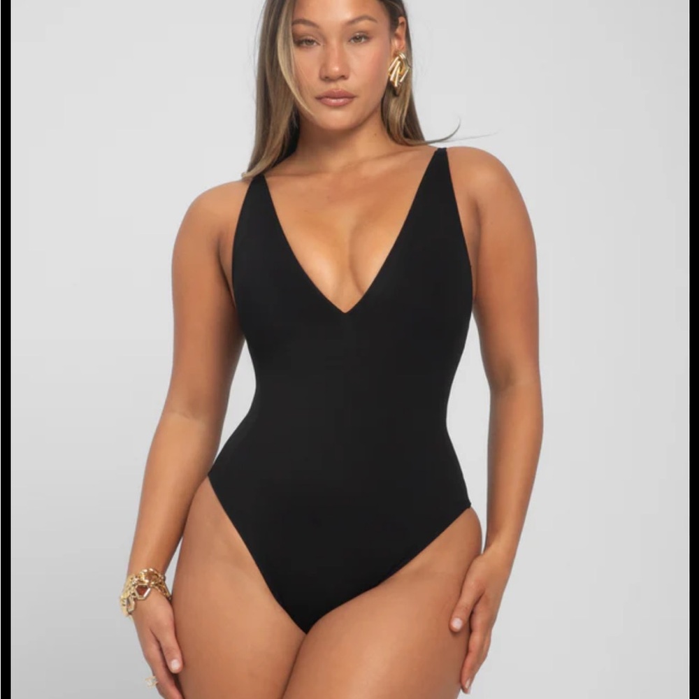 Women’s Black V-Neck One-Piece Swimsuit